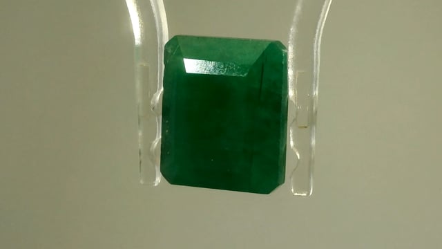 Brazil Budh Ratna  5.2 Carats — video