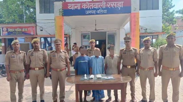बलिया में माँ बेटी डबल मर्डर का पुलिस ने किया खुलासा,अपनो ने ही रची थी हत्या का साजिश