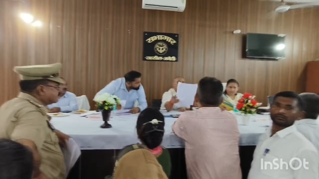 अमेठी में सम्पूर्ण समाधान दिवस समारोह संपन्न कराया गया। जिसमें ADM ज्योती सिंह व उपजिलाधिकारी पंकज मिश्रा एवं नायब तहसील