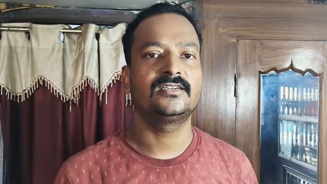2 मिनट में लाखों की चोरी सीसीटीवी में कैद हुआ शातिर चोर आराध्या ज्वेलर्स बाराहाट की दुकान में घटी  घटना
