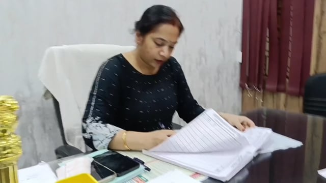 एसडीएम सकलडीहा की कार्यवाही से मचा हड़कंप, गायब 60 लेखपालों को दी कठोर चेतावनी के साथ स्पष्टीकरण,विभाग में मचा हड़कंप