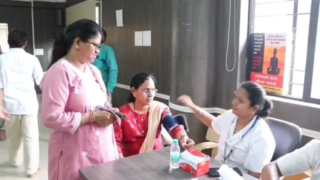 सेवा संकल्प अभियान के तहत स्वास्थ्य उपक्रमों को उत्स्फूर्त प्रतिसाद 102 लोगों की स्वास्थ्य जांच 50 लोगों ने किया रक्तदान 15 लोगों ने अंगदान के लिए कराया पंजीयन