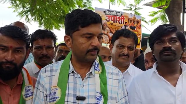 लातूर तुळजापूर मार्गावर राष्ट्रवादी काँग्रेस शरद पवार गटाचे रास्ता रोको आंदोलन