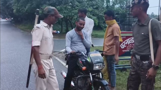 सिरदला व परना डाबर थाना पुलिस ने चलाया वाहन जांच अभियान वसूला जुर्माना