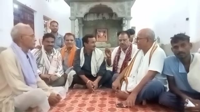 बांसडीह कस्बे में संत शिरोमणि गणी नाथ बाबा के पूजनोत्सव को लेकर समाज सेवी मोहन मधेशिया के नेतृत्व में हुई वैठक