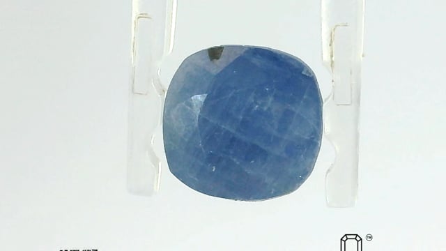 Blue Sapphire 3.84 Carat — video