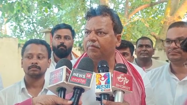 बांसडीह विधान सभा से सपा नेता नीरज सिंह गुड्डु ने कहा मंत्री जी के कद के आगे सभी पद होता था छोटा