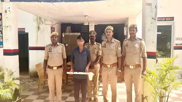 पिता की हत्या के मामले में 01 वर्ष से फरार ₹25 हजार का इनामी अभियुक्त गिरफ्तार