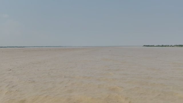 बगहा में बाढ़ के बाद राहत की खबर, घटा गंडक का जलप्रवाह; राहत कार्य तेज