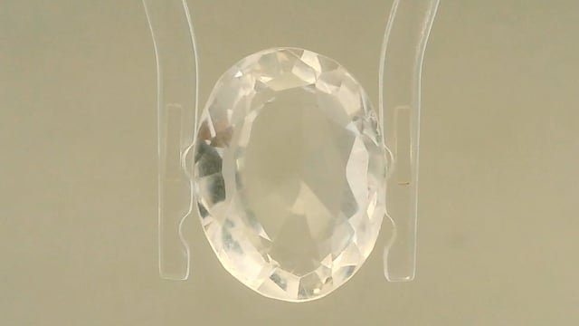 Indian Sphatik 5.78 Carats — video