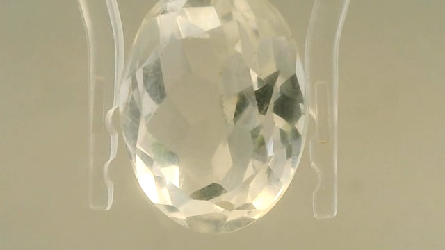 Indian Sphatik 13.28 Carats — video