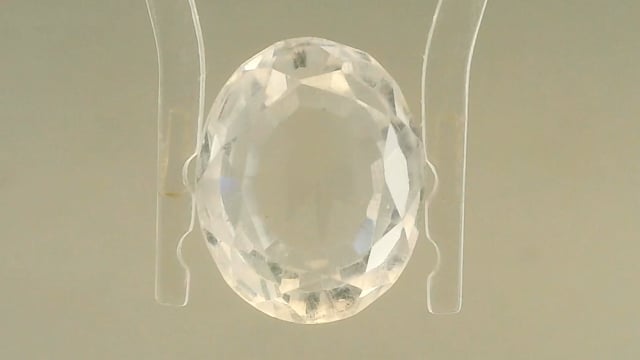 Indian Sphatik 6.26 Carats — video