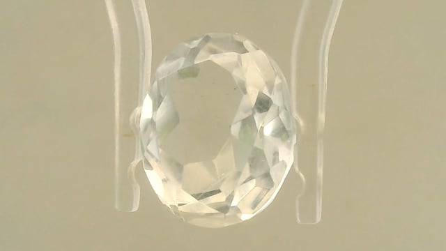 Indian Sphatik 6.25 Carats — video