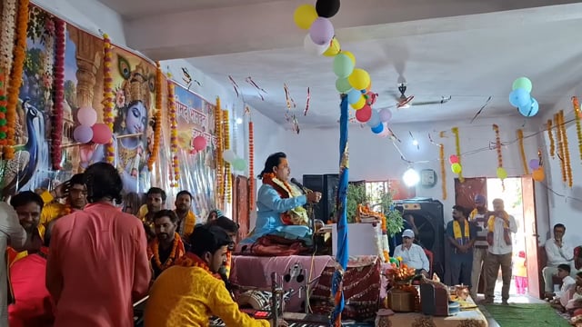 गढ़मुक्तेश्वर में श्रीमद् भागवत कथा में भगवान श्री कृष्ण की बाल लीलाओं का किया गया