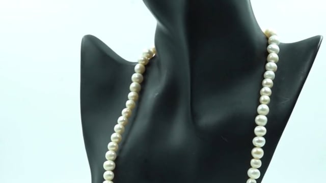 Fresh Water Pearl 8mm Strand — video