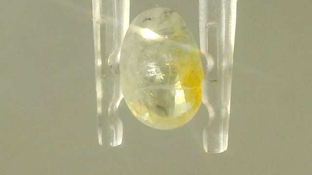 Srilankan Peetambari  Sapphire 2.08 Carats — video