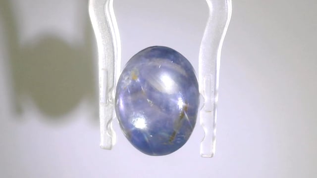 Srilankan Star Sapphire 7.49 Carat — video