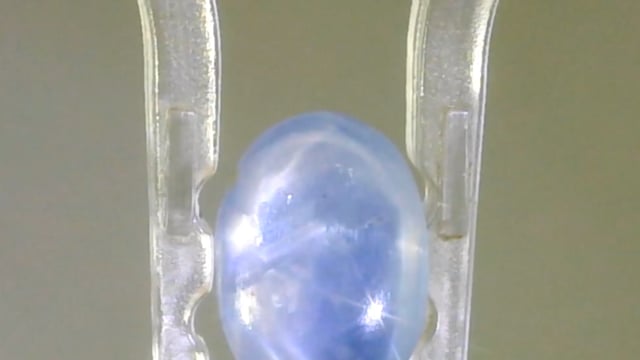 Srilankan Star Sapphire 3.82 Carat — video