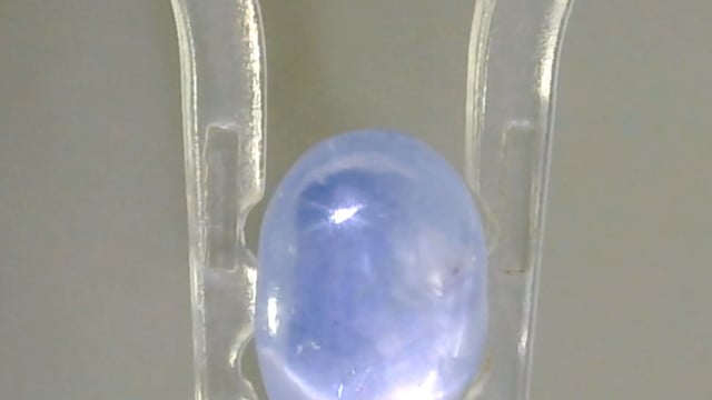 Srilankan Star Sapphire 3.82 Carat — video