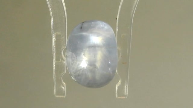 Srilankan Star Sapphire 4.08 Carat — video