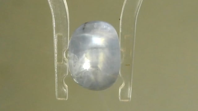 Srilankan Star Sapphire 4.08 Carat — video