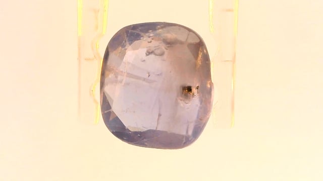 Srilankan Colour-Change Sapphire 3.91 Carat — video