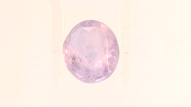 Srilankan Colour-Change Sapphire 3.7 Carat — video