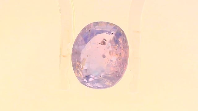 Srilankan Colour-Change Sapphire 3.85 Carat — video
