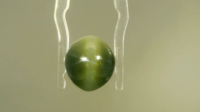 Indian Quartz Lehsunia 7.08 Carat — video