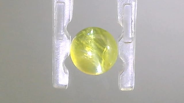 Srilankan Chrysoberyl Lehsunia  0.61 Carat — video