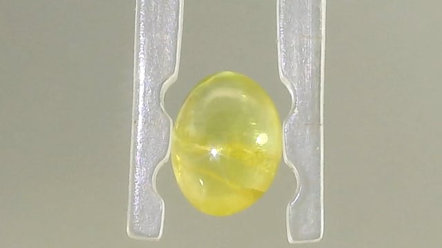 Srilankan Chrysoberyl Lehsunia  0.92 Carat — video