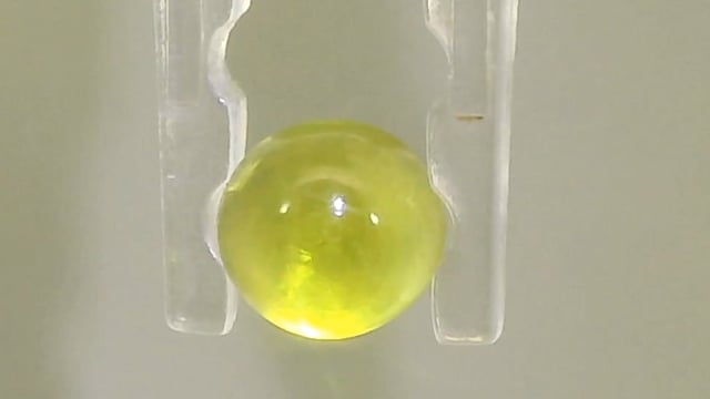 Srilankan Chrysoberyl Lehsunia  0.96 Carat — video