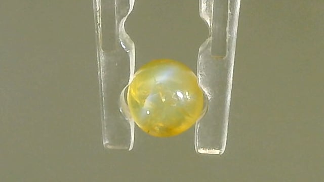 Srilankan Chrysoberyl Cat's Eye 0.36 Carat — video