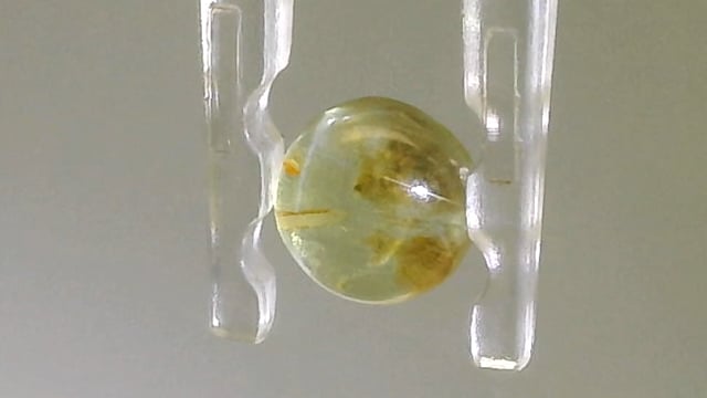 Srilankan Chrysoberyl Cat's Eye 0.85 Carat — video