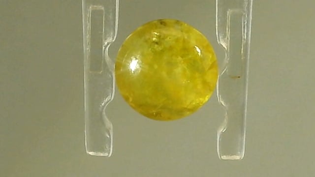 Srilankan Chrysoberyl Cat's Eye 0.96 Carat — video