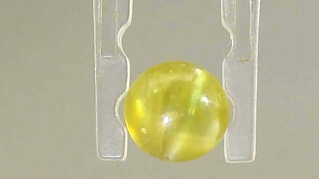 Srilankan Chrysoberyl Vaidoorya 0.90 Carat — video