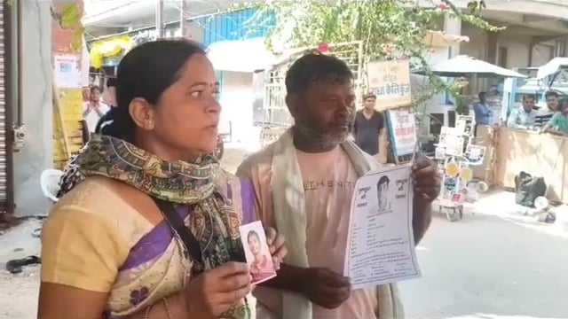 ब्रेकिंग मथुरा

प्रेमानंद महाराज के शिष्य की मौत के बाद गरमाया माहौल, विरोध के बीच हंगामा

केली कुंज के समर्थकों पर अभद्रता और मीडिया से धक्का-मुक्की के आरोप