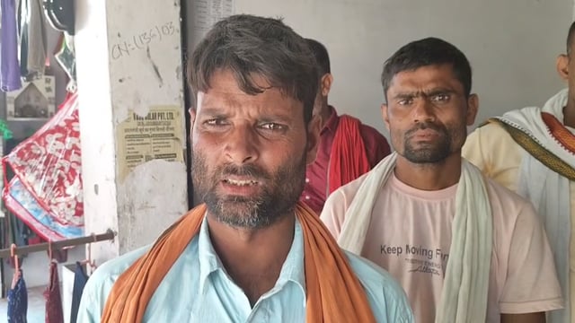 बाढ़ में बहकर आई भैंसों को लेकर विवाद, थाने पहुंचा मामला