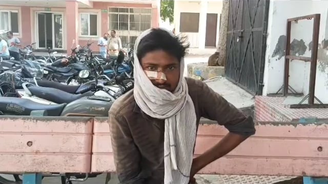 ब्रेकिंग न्यूज़ | वृंदावन

नौकरी बदलना पड़ा भारी, पार्किंगकर्मी पर दबंगों ने किया हमला।