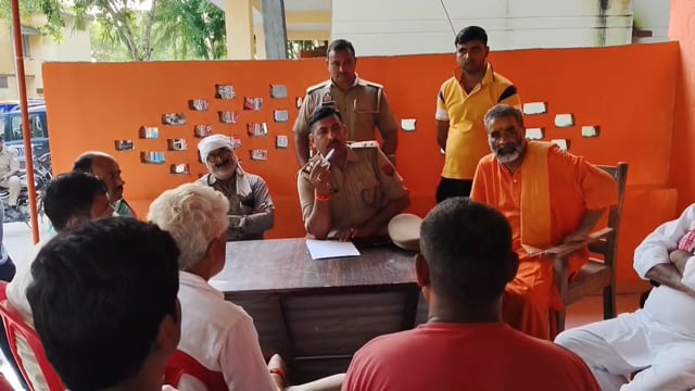 पीस कमेटी की बैठक में सुरक्षा का खाका तैयार, पंडालों में सीसीटीवी पर जोर #amethinews #police 