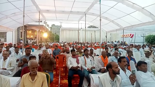 बांसडीह कस्बे में सपा नेता नीरज सिंह गुड्डु के नेतृत्व में आयोजित श्रधांजलि सभा मे नम आंखों से लोगों ने  को दी श्रधांजलि