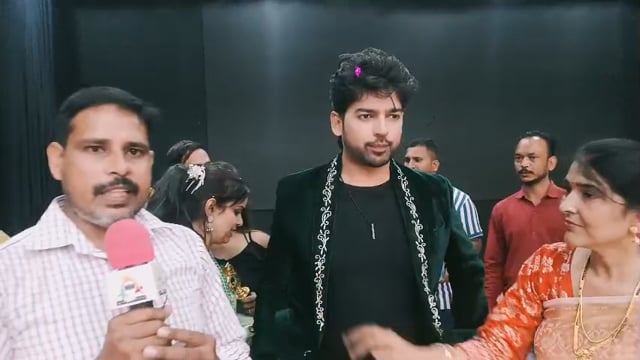 टीवी धारावाहिक अभिनेता सिद्धार्थ टांडा शाहजहांपुर गांधी भवन पहुंचे सीजन 2 का