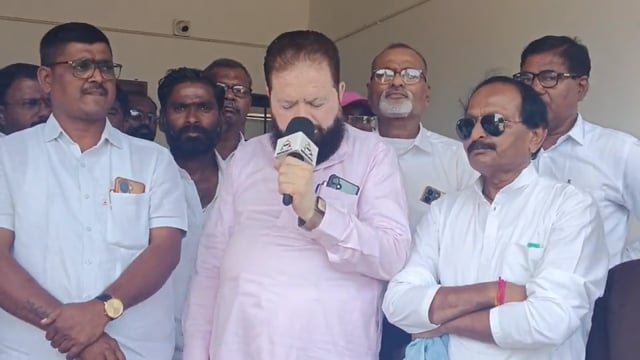 इतकी मोठी घटना घडून ही पोलिसांनी गंभीर तेने घेतलं नाही 