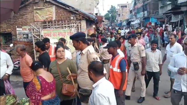 अमरपुर में नगर पंचायत का एक्शन, 7200 जुर्माना वसूला, नुक्कड़ नाटक से स्वच्छता का संदेश