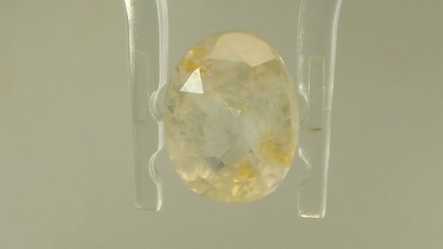 Srilankan Yellow Sapphire 4.29 Carat — video