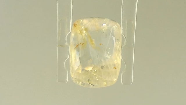 Srilankan Yellow Sapphire 4.17 Carat — video
