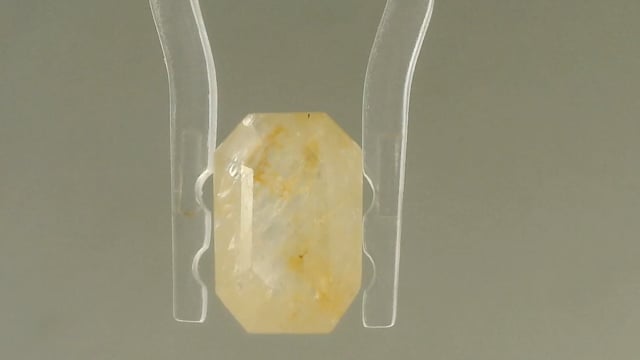 Srilankan Yellow Sapphire 3.06 Carats — video