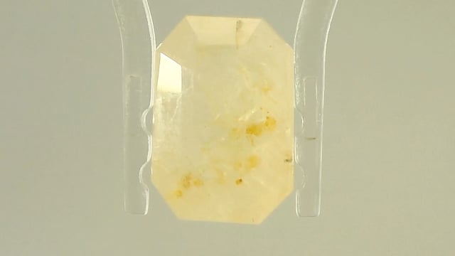 Yellow Sapphire 7.95 Carats — video