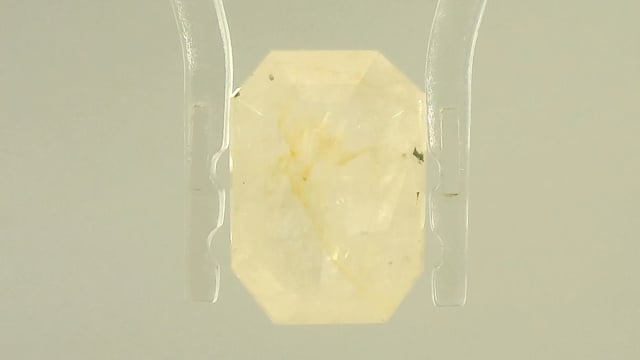 Yellow Sapphire 7.18 Carats — video