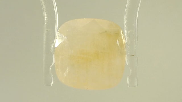 Burma Yellow Sapphire 7.39 Carats — video